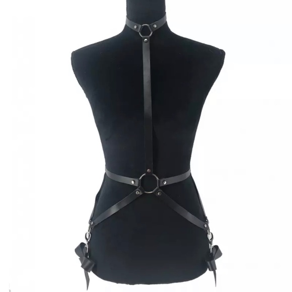 Bow Decor Leather Body Harness - Picture 8 of 12